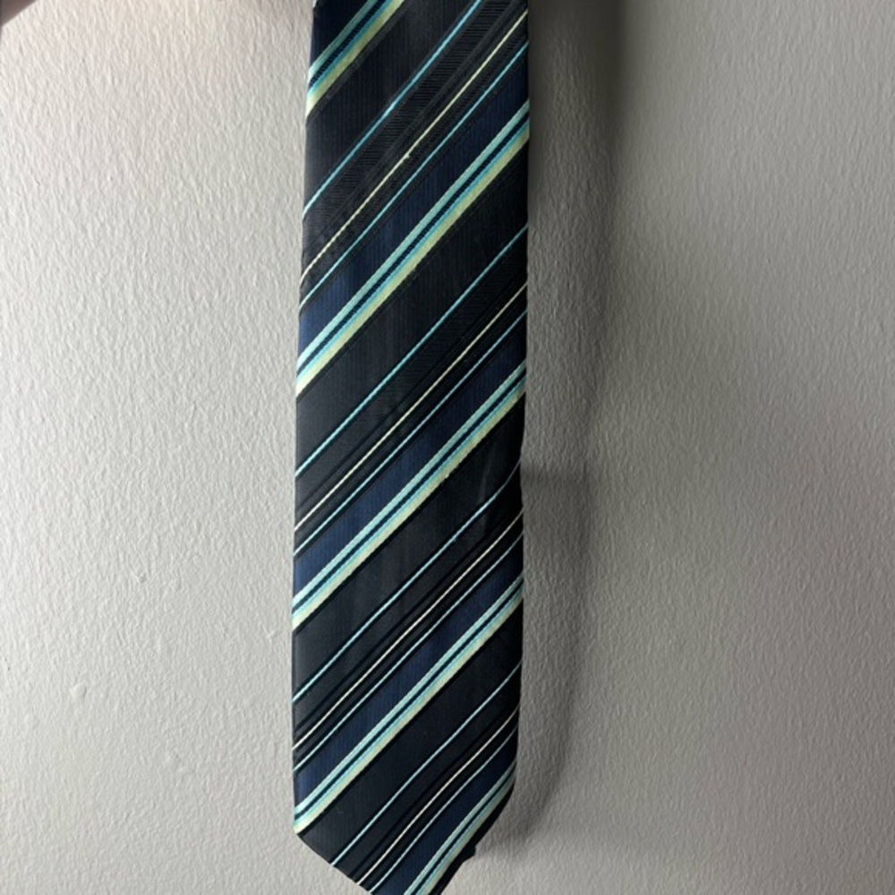 Ermenegildo Zegna mens silk tie NWOT - Picture 2 of 8